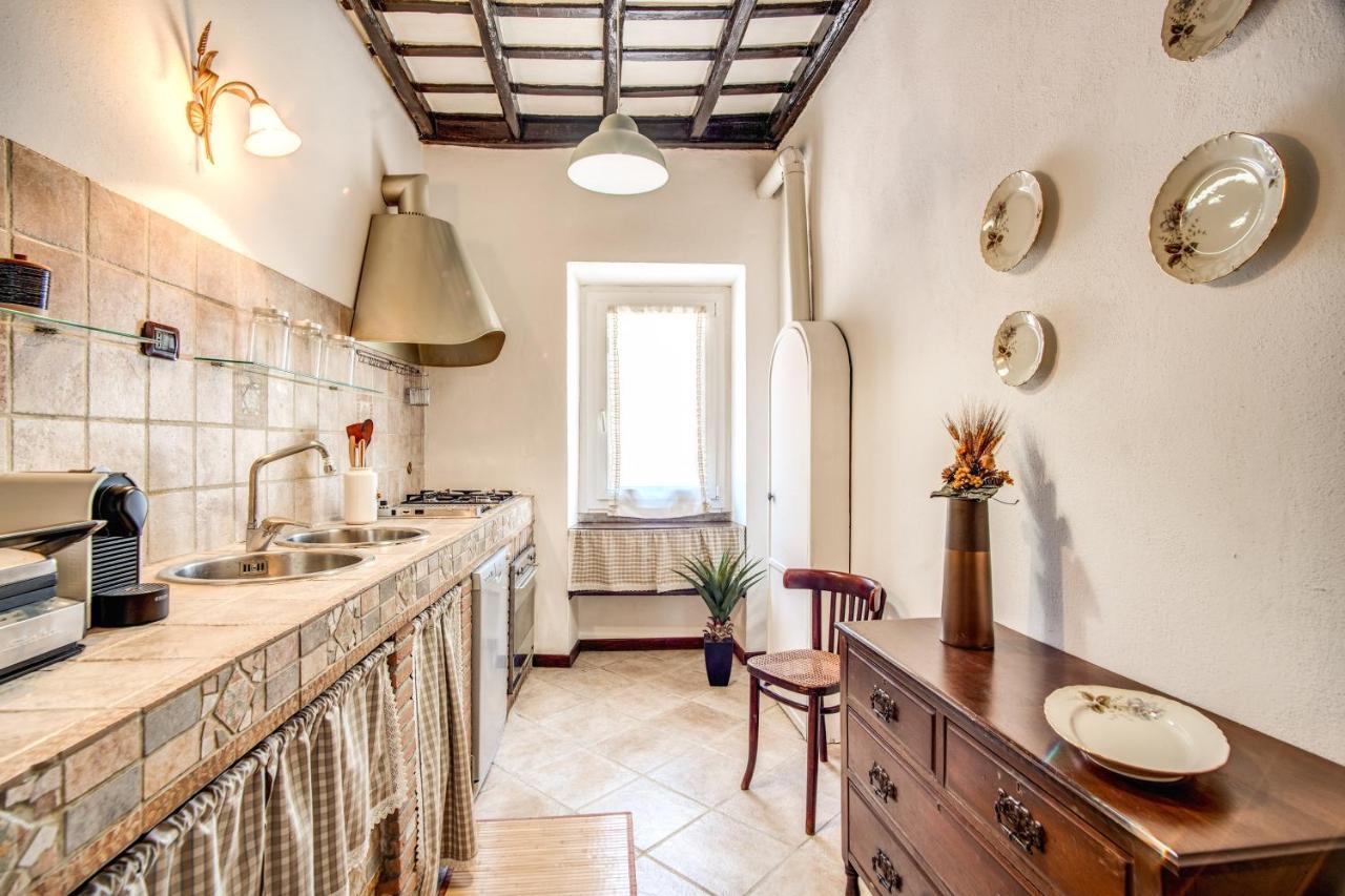 La Casa Nel Borgo Di Ostia Antica Apartment Luaran gambar